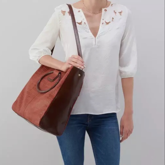 HOBO - Heidi Tote Bag Purse Leather Straps Brandy Classic NWT - Picture 2 of 13